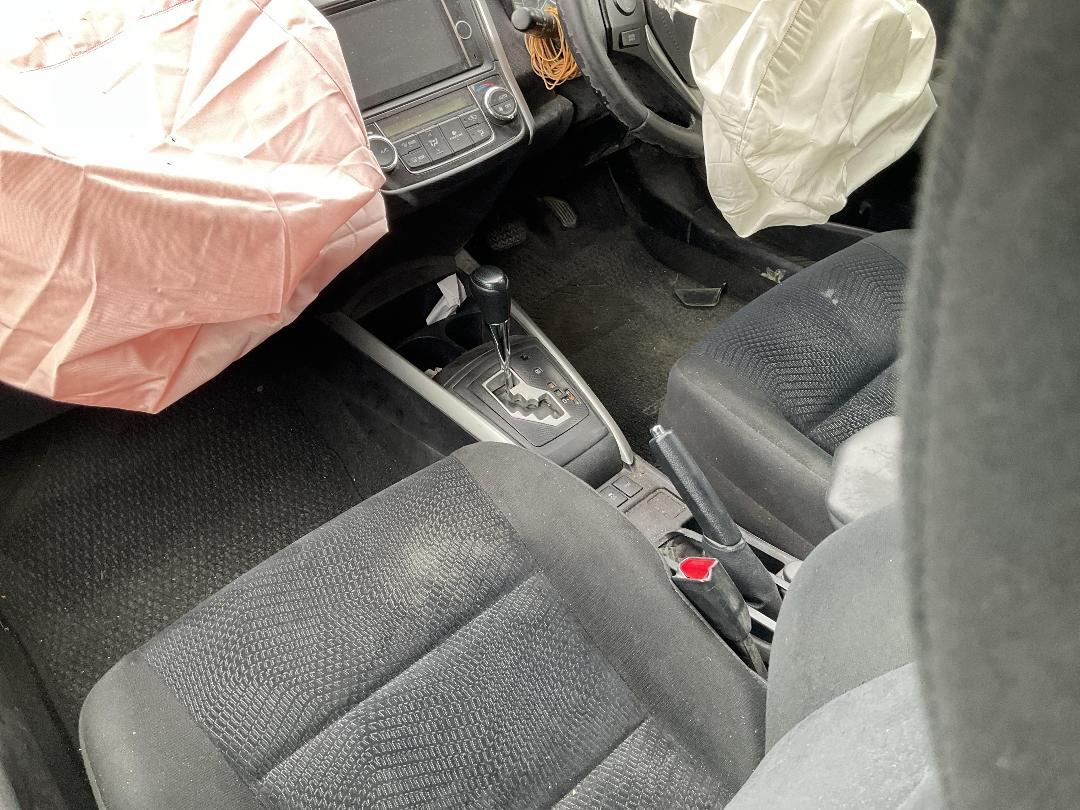 Photo '15' of Toyota Corolla Fielder S Photo '15' of Toyota Corolla Fielder S