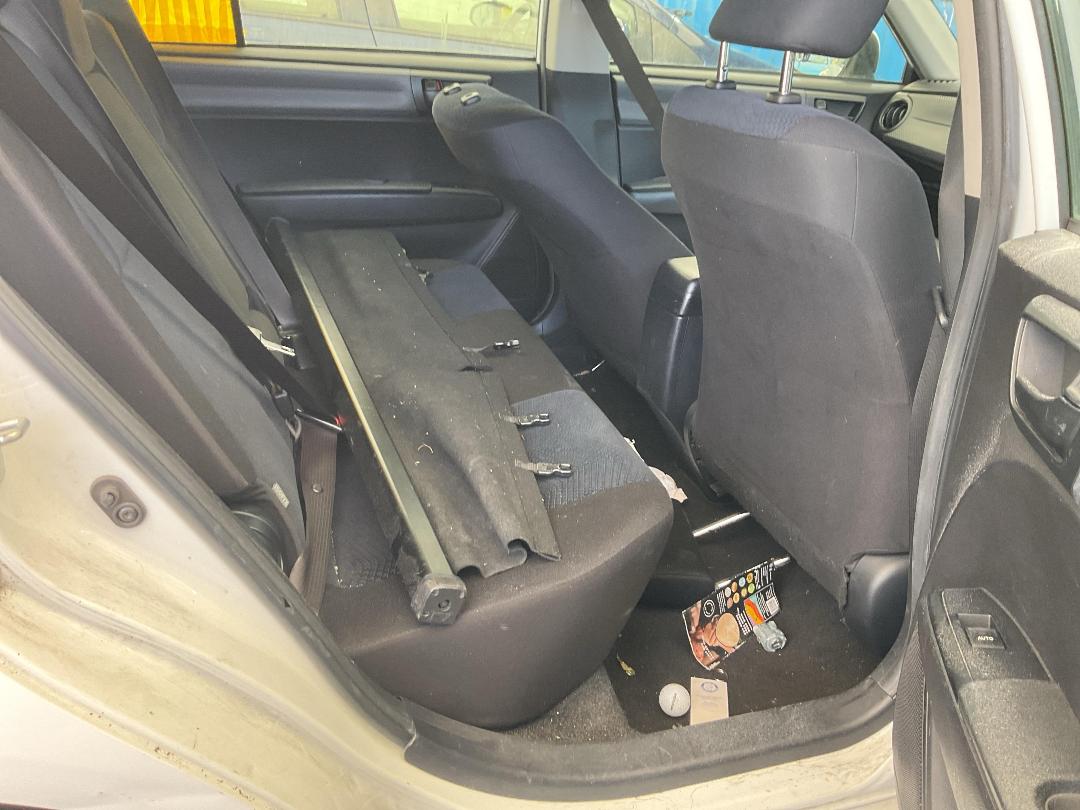 Photo '22' of Toyota Corolla GX