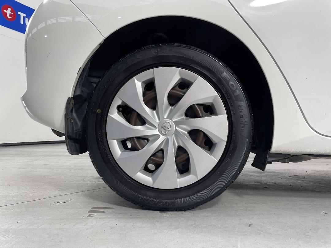 Photo '12' of Toyota Corolla