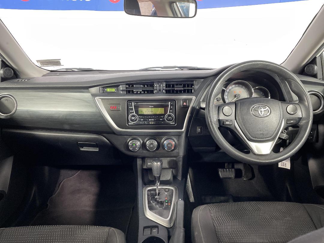 Photo '17' of Toyota Corolla