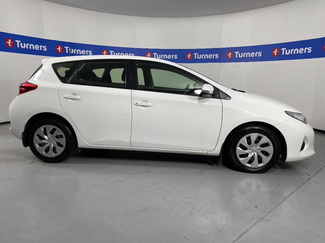 Photo '23' of Toyota Corolla