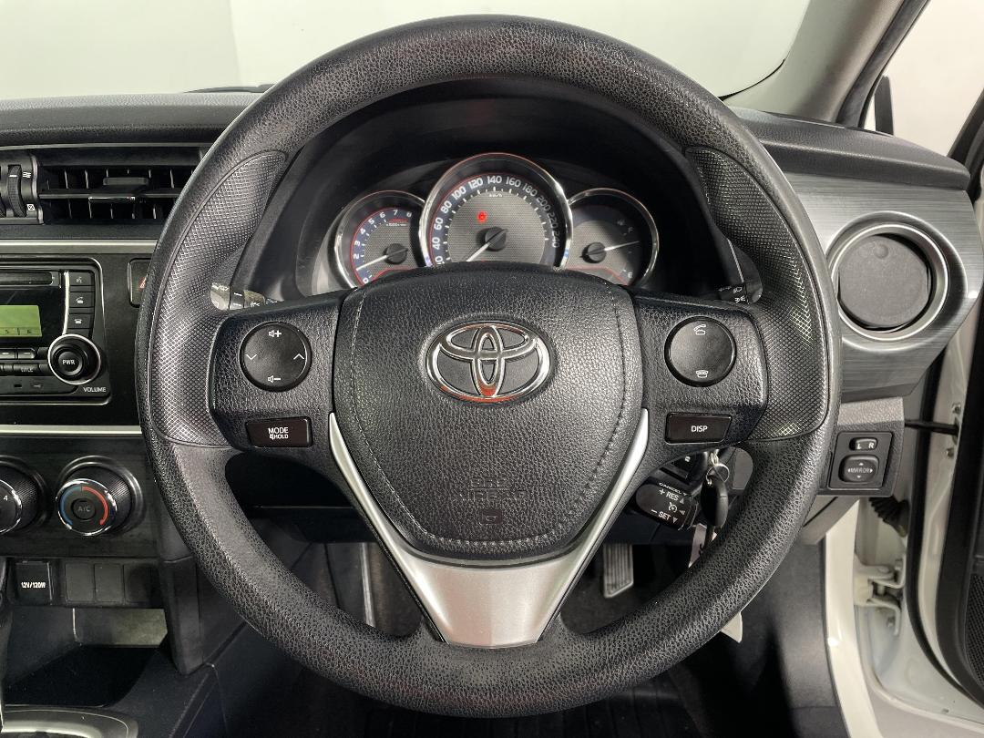 Photo '25' of Toyota Corolla