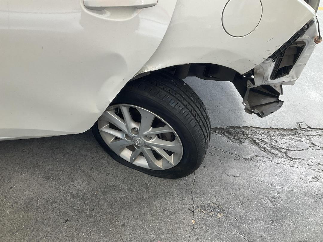 Photo '8' of Toyota Corolla Acsent Sport