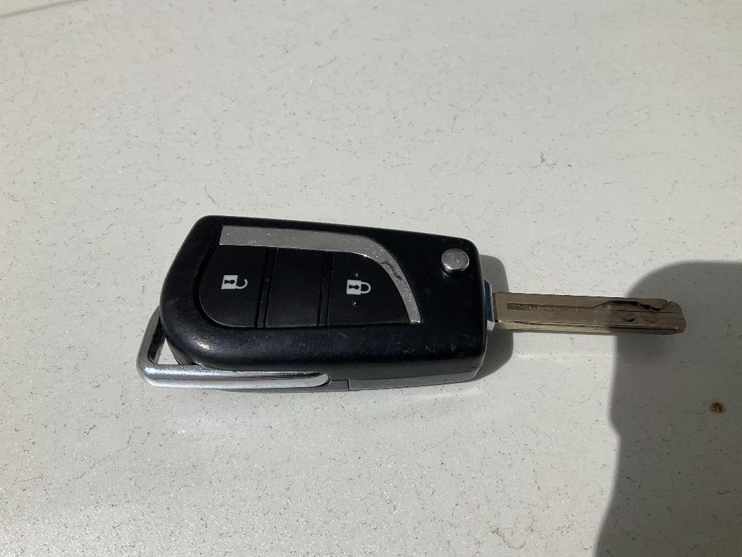 Photo '19' of Toyota Corolla Acsent Sport