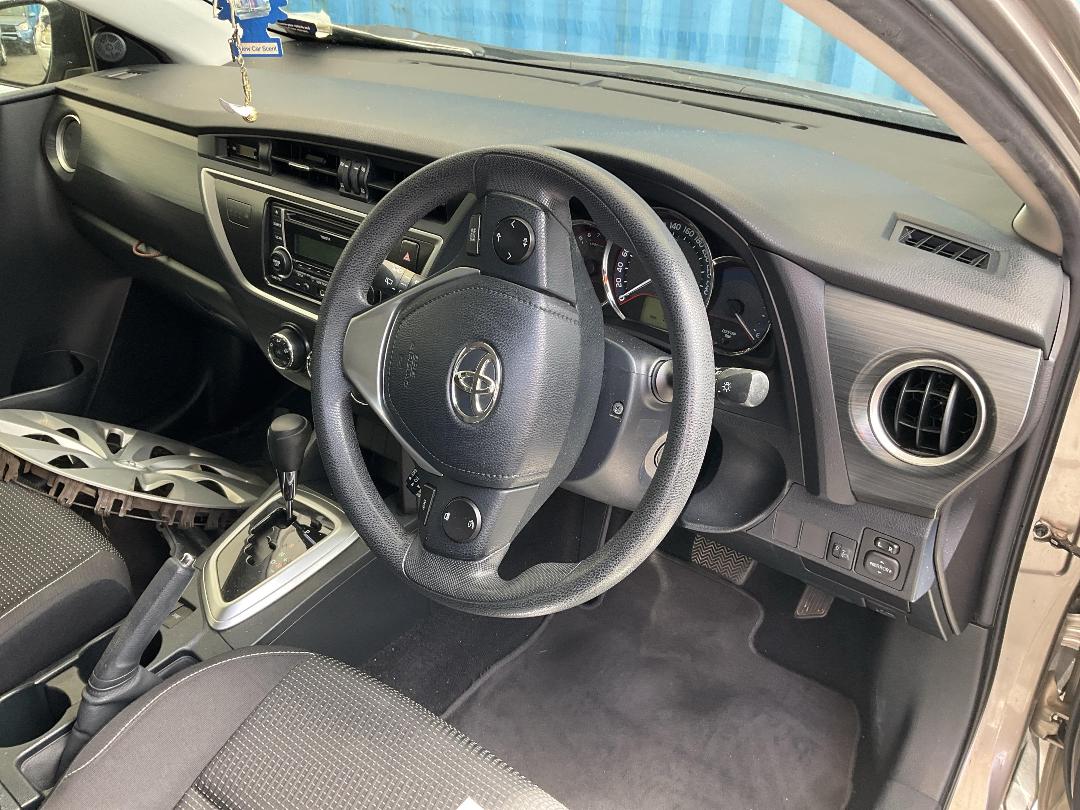 Photo '19' of Toyota Corolla GX