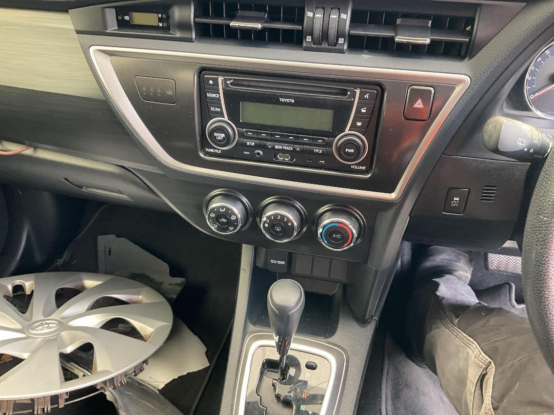 Photo '20' of Toyota Corolla GX