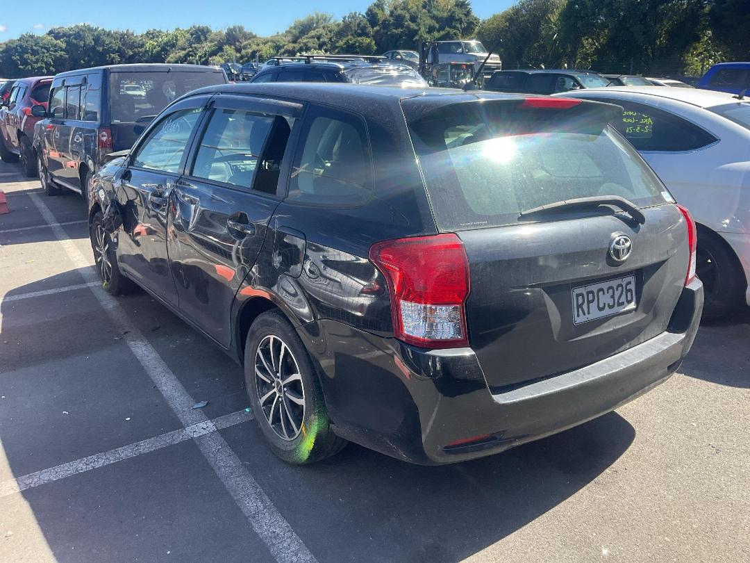 Photo '3' of Toyota Corolla Fielder