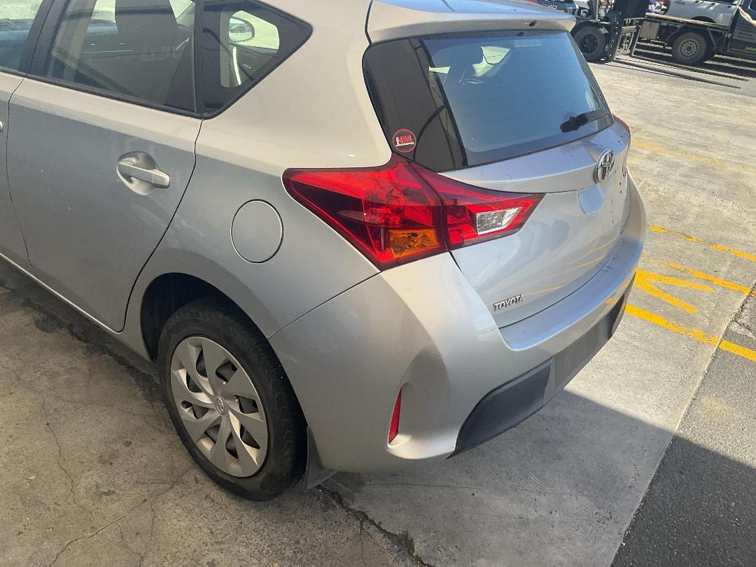 Photo '13' of Toyota Corolla GX