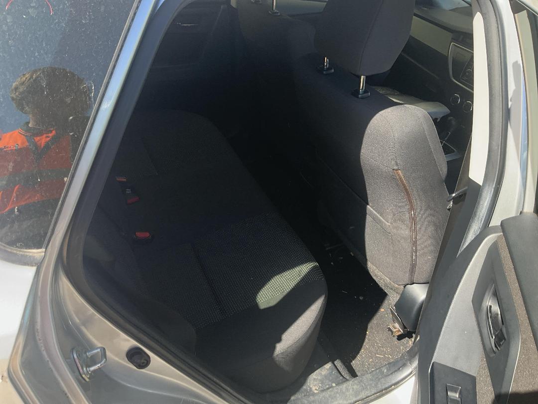 Photo '23' of Toyota Corolla GX