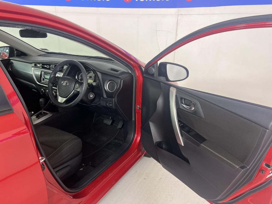 Photo '15' of Toyota Corolla