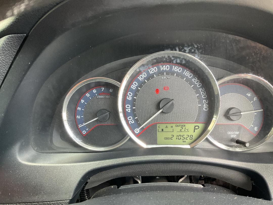 Photo '11' of Toyota Corolla