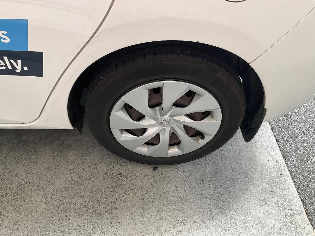 Photo '19' of Toyota Corolla