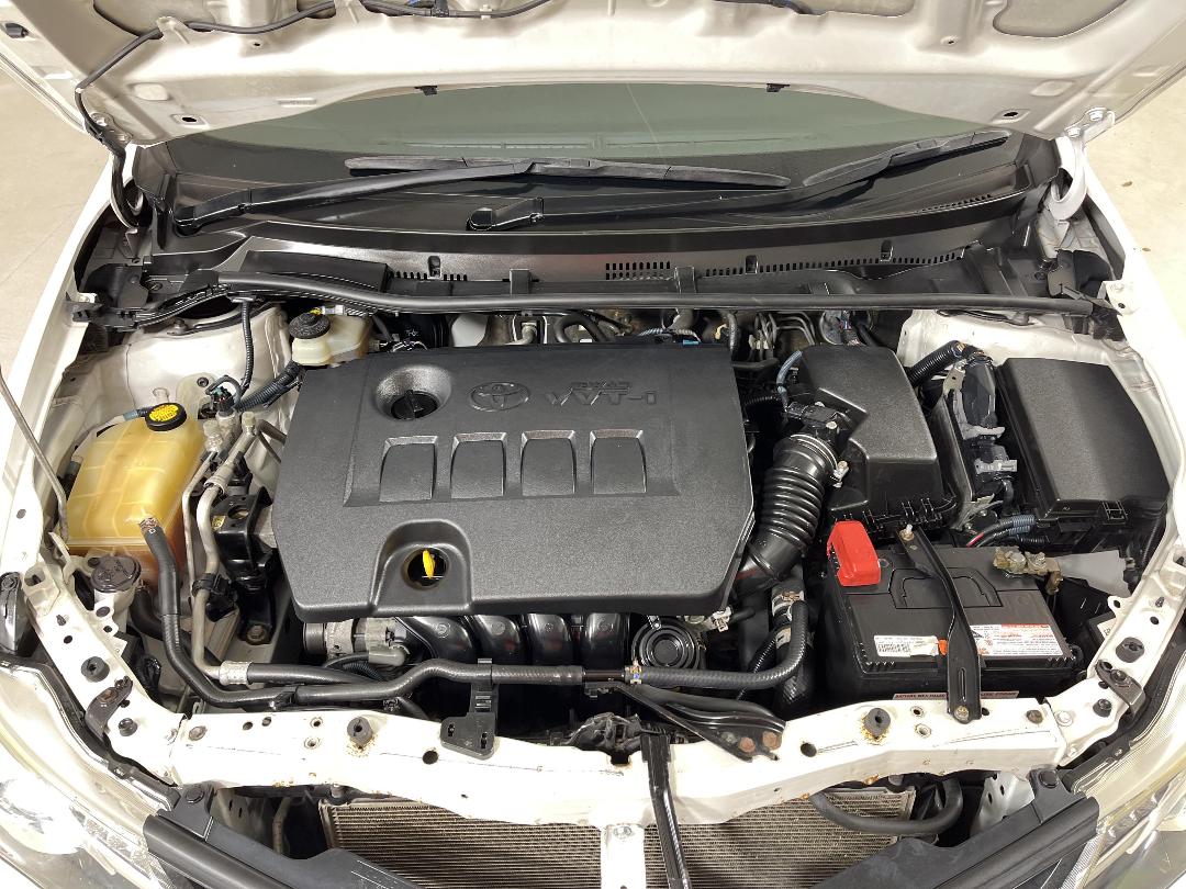 Photo '13' of Toyota Corolla