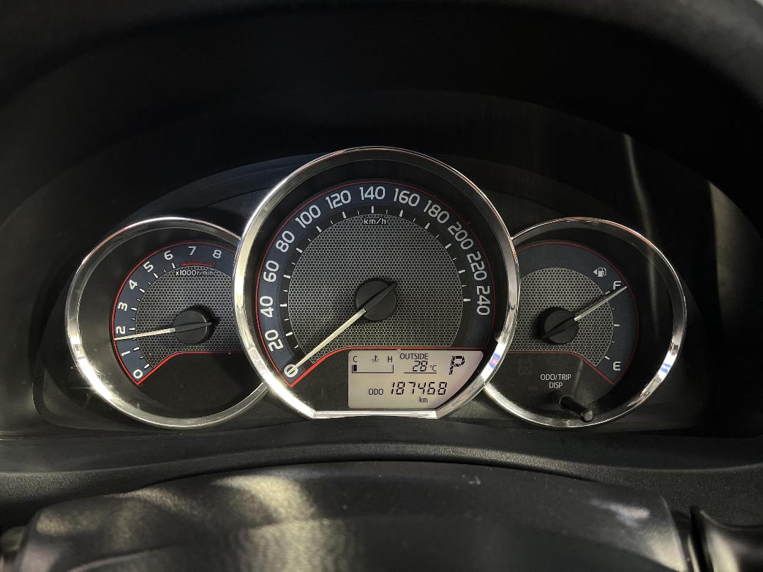 Photo '21' of Toyota Corolla