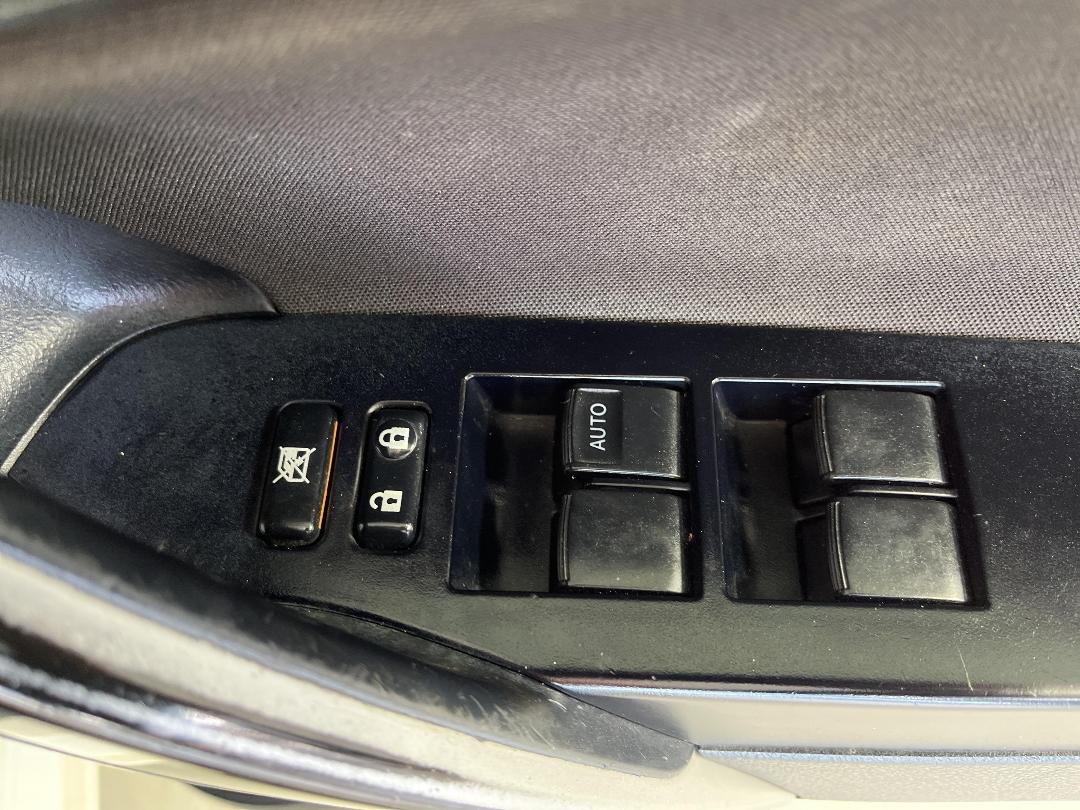 Photo '27' of Toyota Corolla