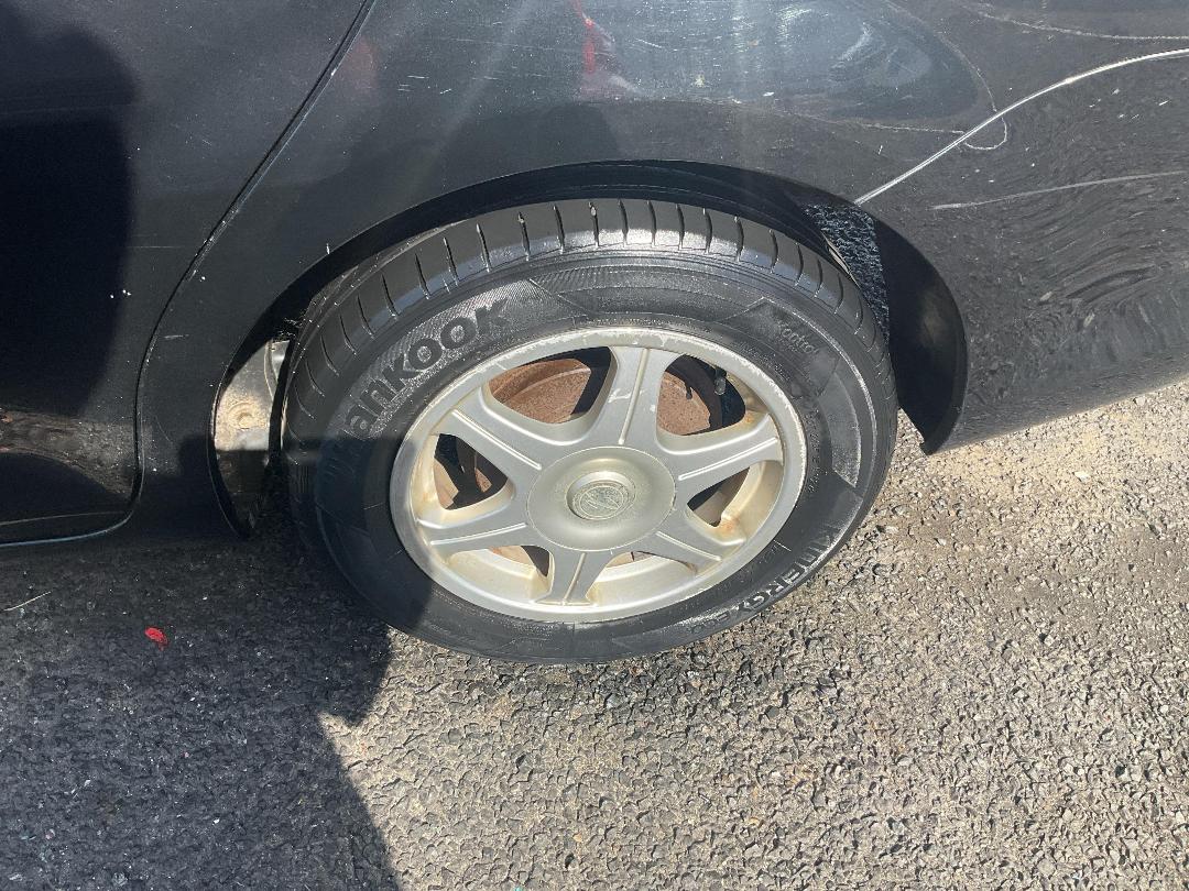 Photo '10' of Toyota Corolla Fielder