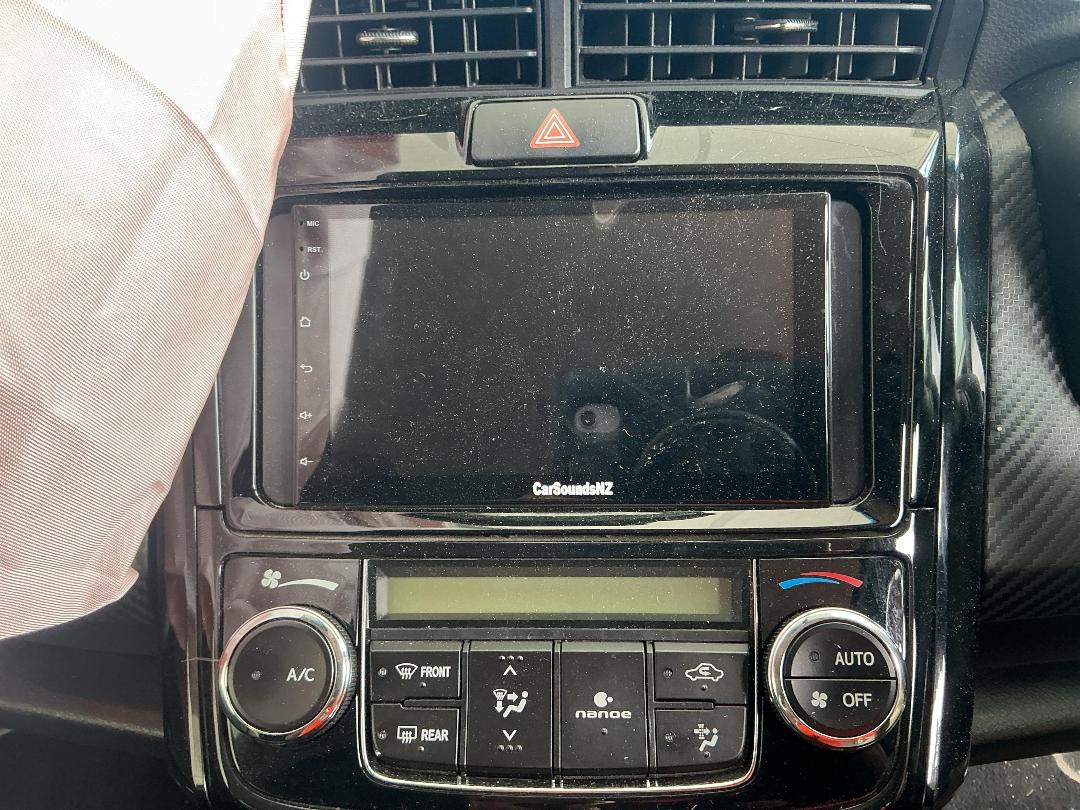 Photo '10' of Toyota Corolla Fielder