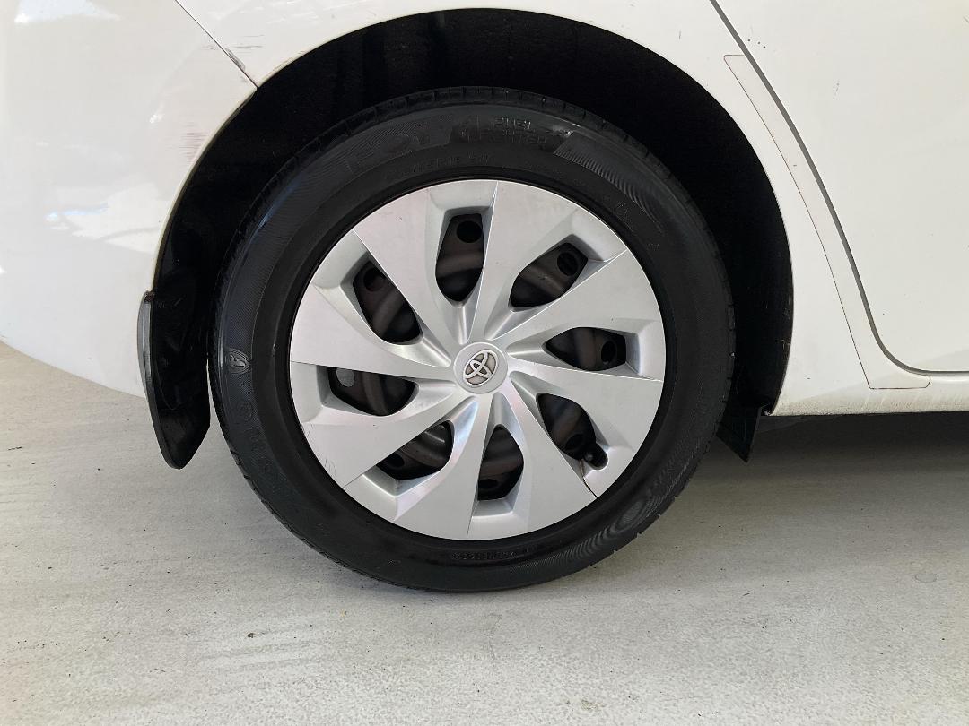 Photo '12' of Toyota Corolla