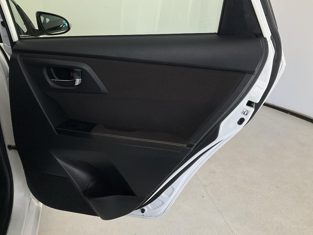 Photo '19' of Toyota Corolla