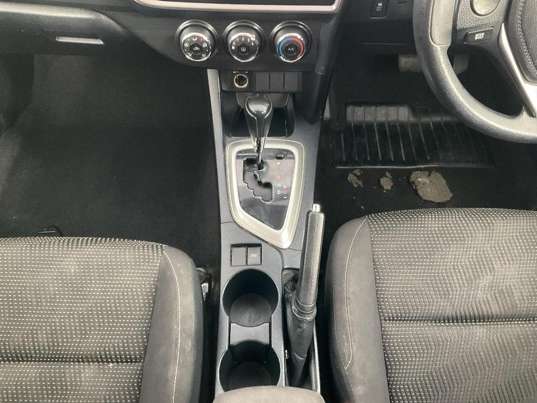 Photo '18' of Toyota Corolla