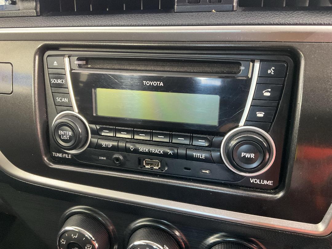 Photo '24' of Toyota Corolla