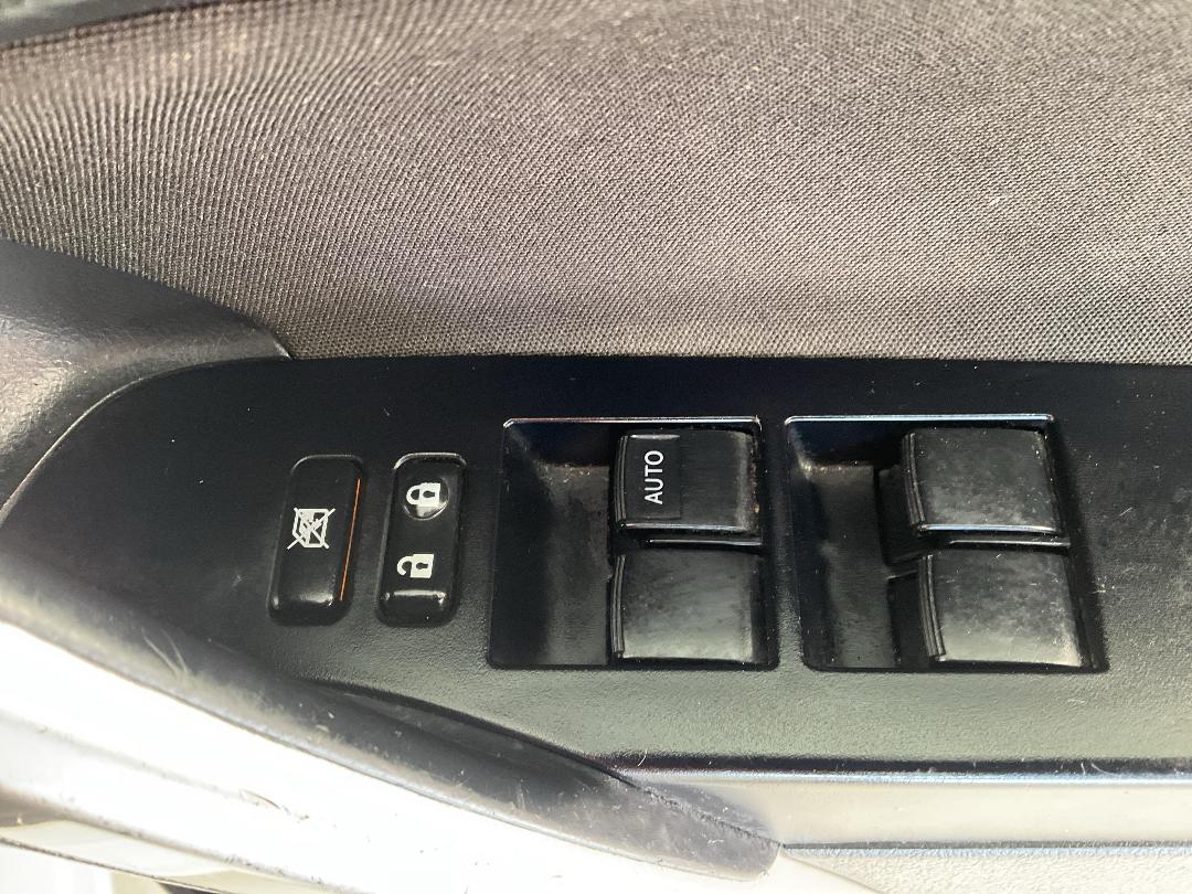 Photo '27' of Toyota Corolla