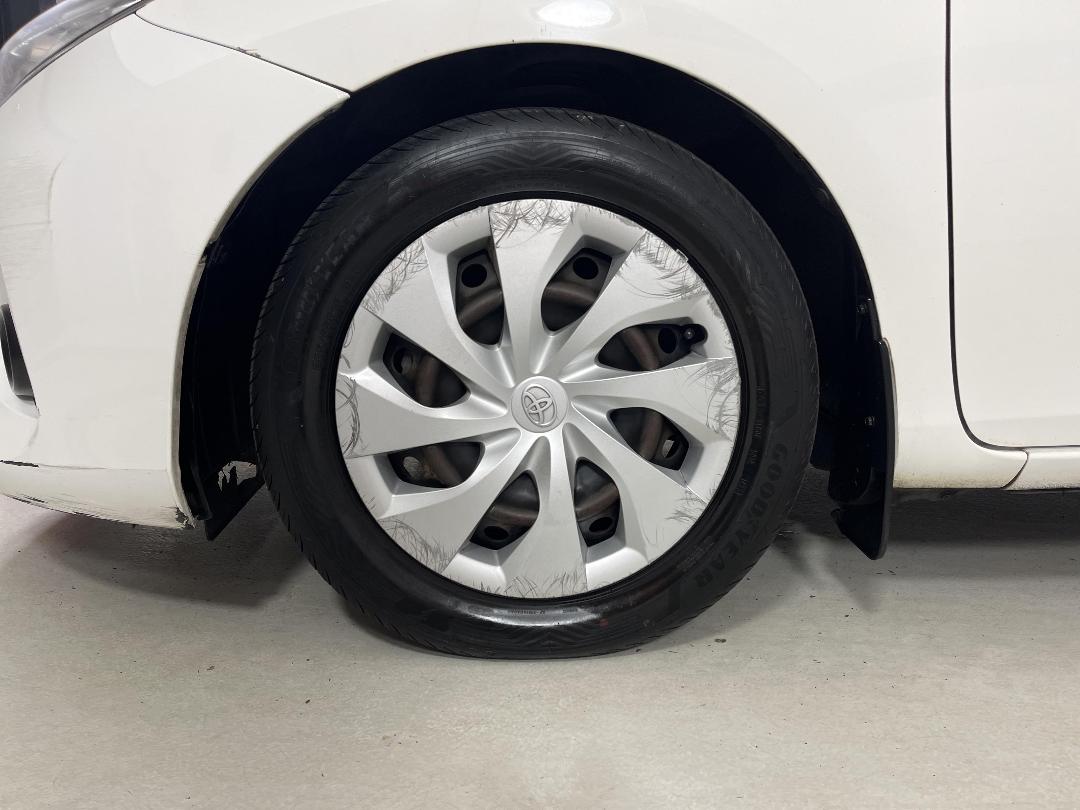 Photo '10' of Toyota Corolla