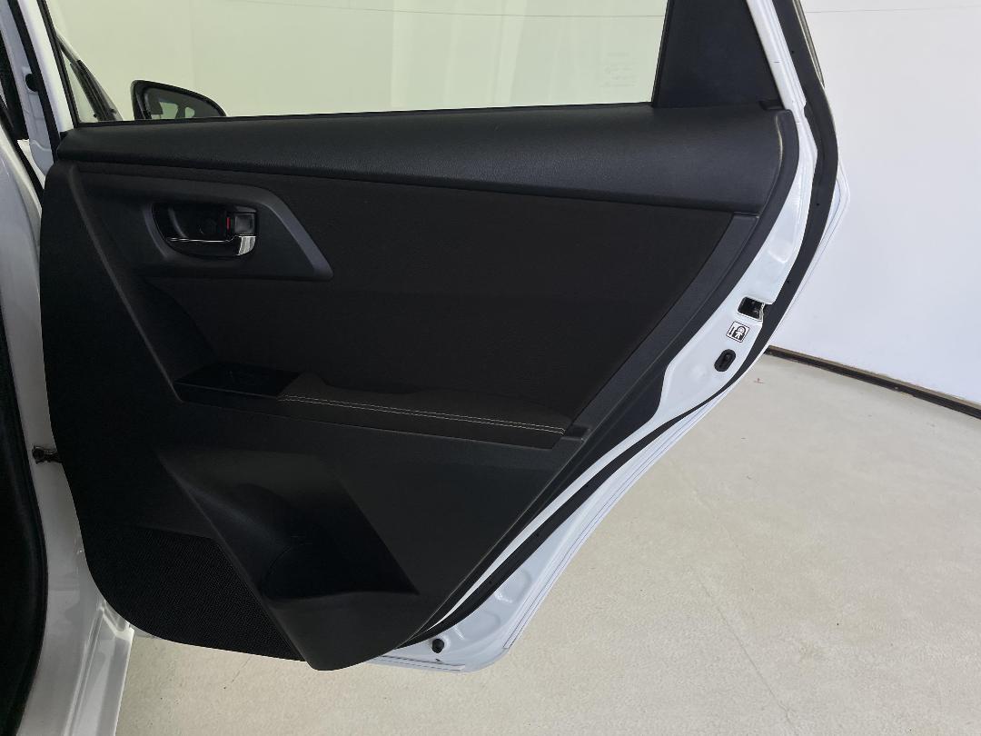 Photo '19' of Toyota Corolla