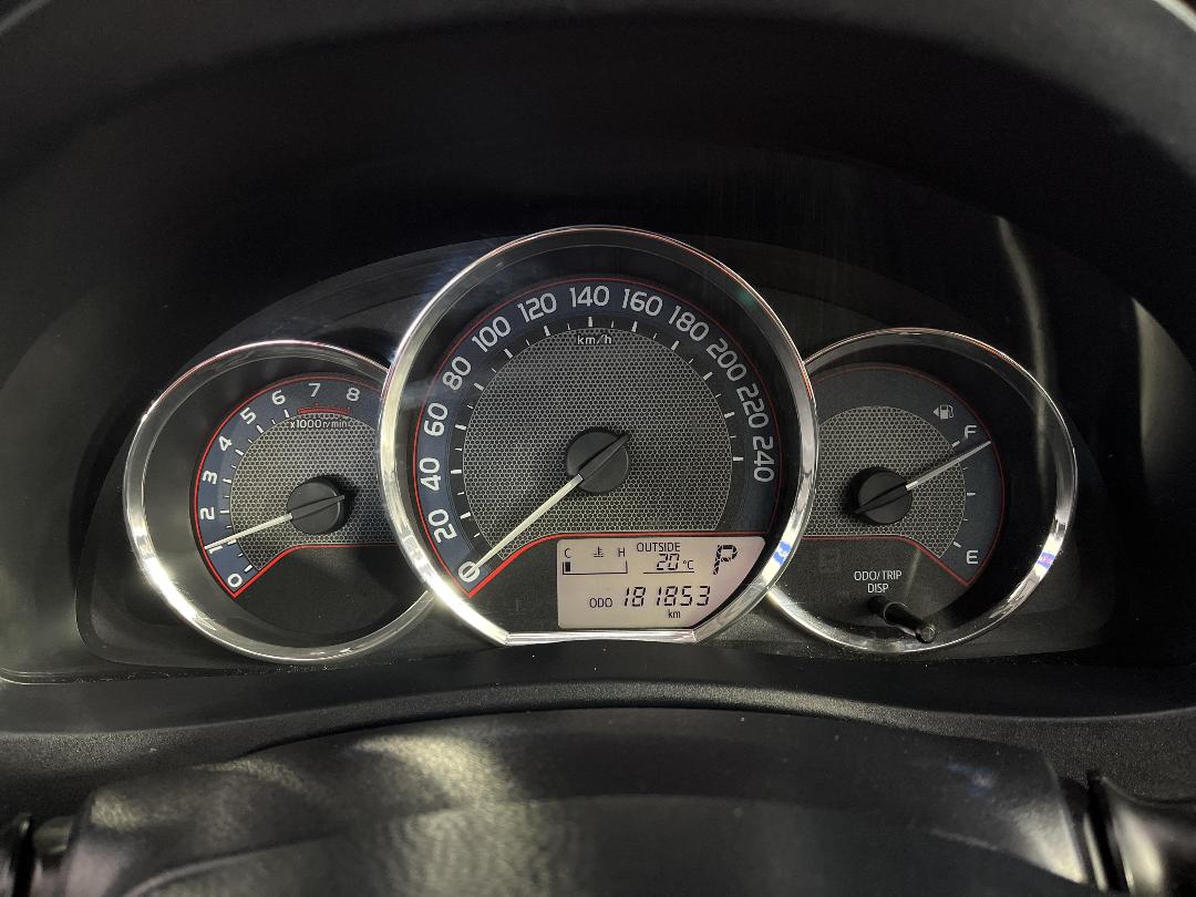 Photo '21' of Toyota Corolla