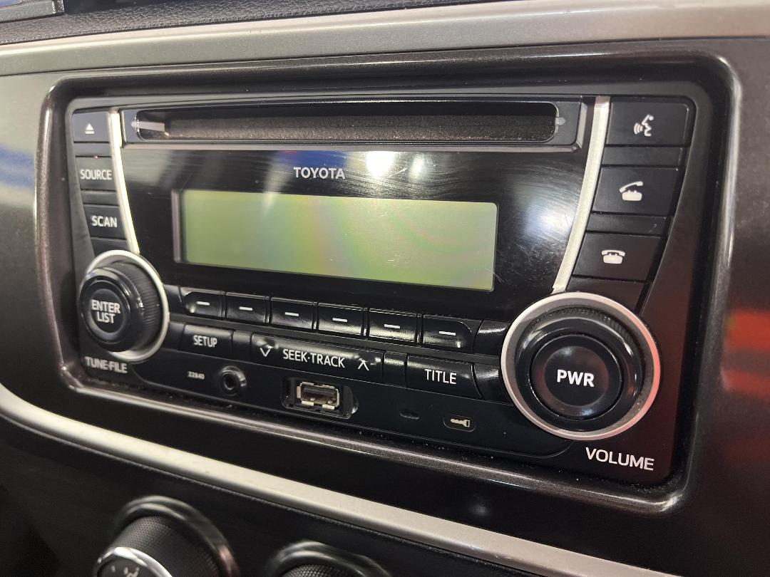 Photo '24' of Toyota Corolla