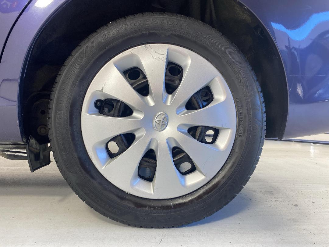 Photo '11' of Toyota Corolla