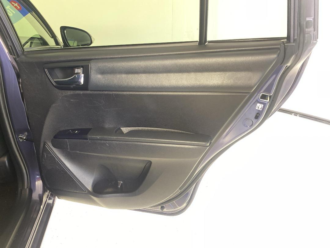 Photo '19' of Toyota Corolla