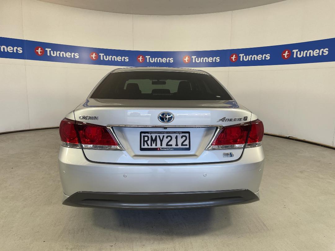 Photo '6' of Toyota Crown Photo '6' of Toyota Crown