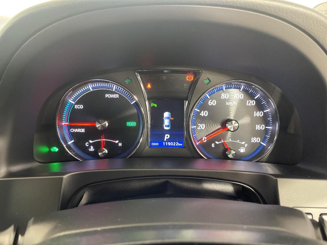 Photo '21' of Toyota Crown Photo '21' of Toyota Crown