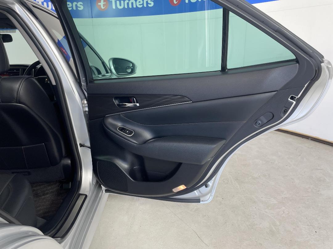 Photo '19' of Toyota Crown Photo '19' of Toyota Crown