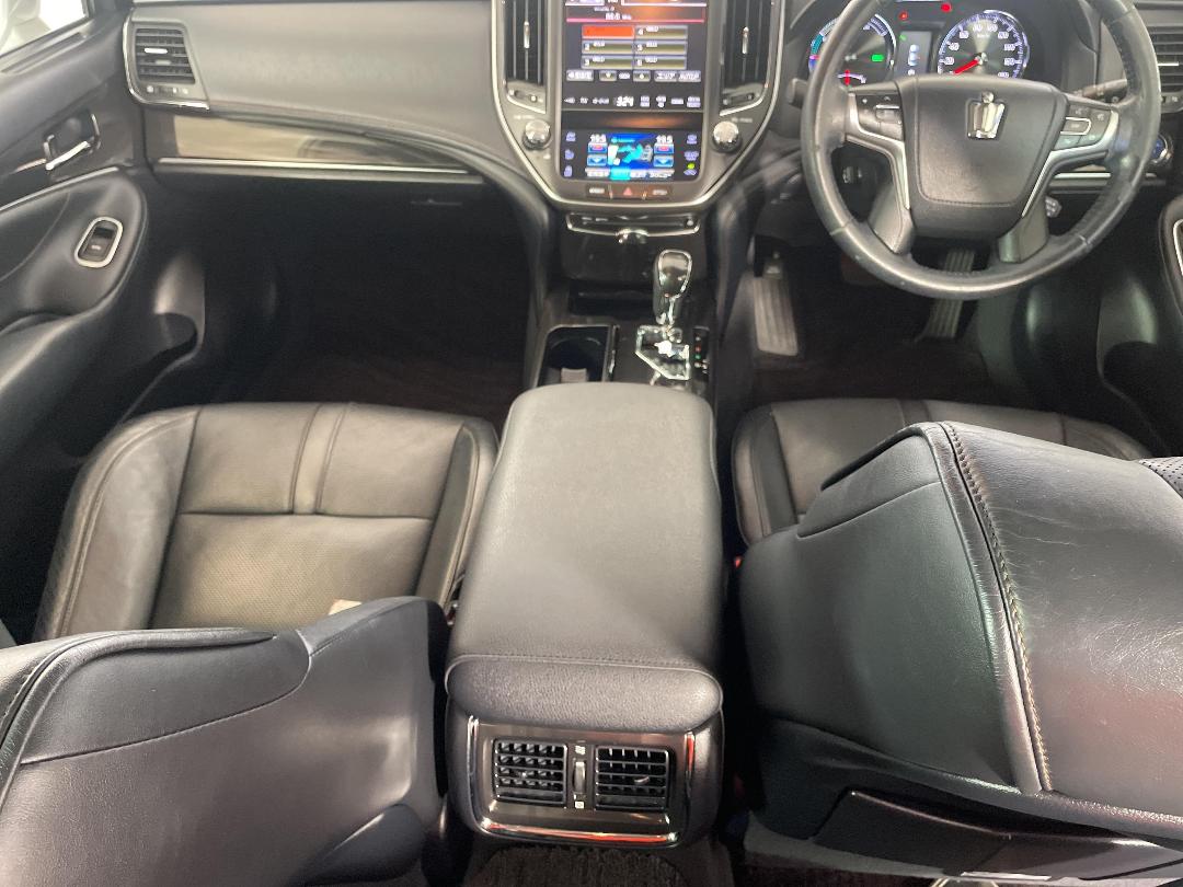 Photo '18' of Toyota Crown Photo '18' of Toyota Crown