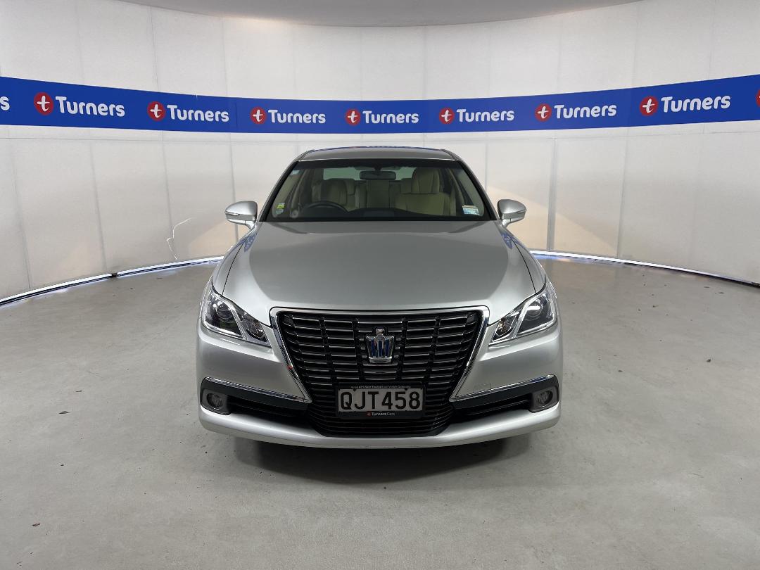 Photo '2' of Toyota Crown