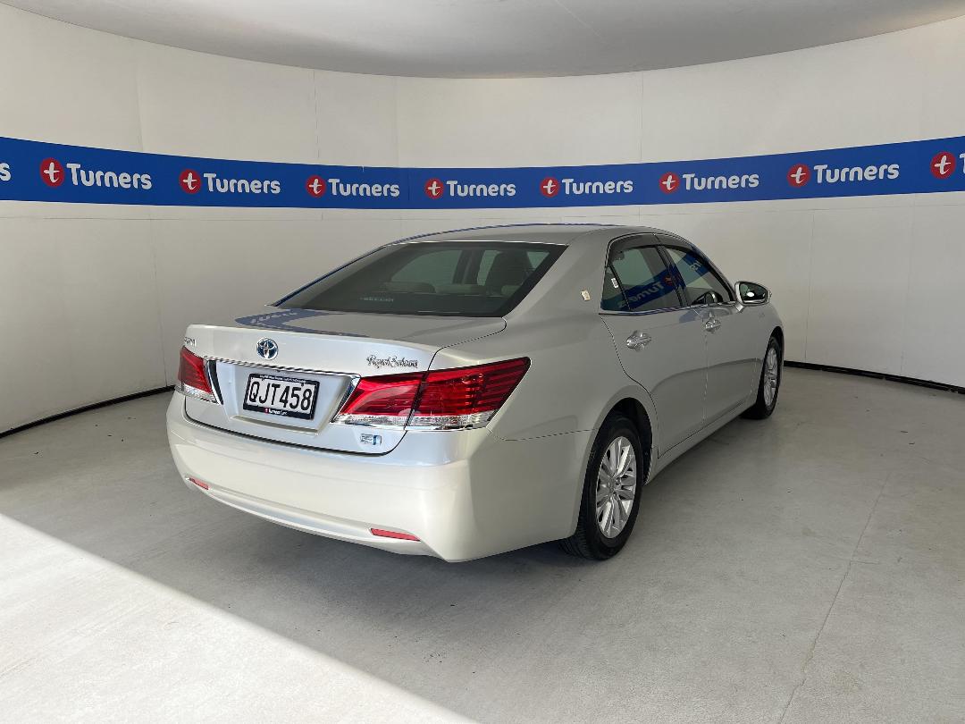 Photo '7' of Toyota Crown