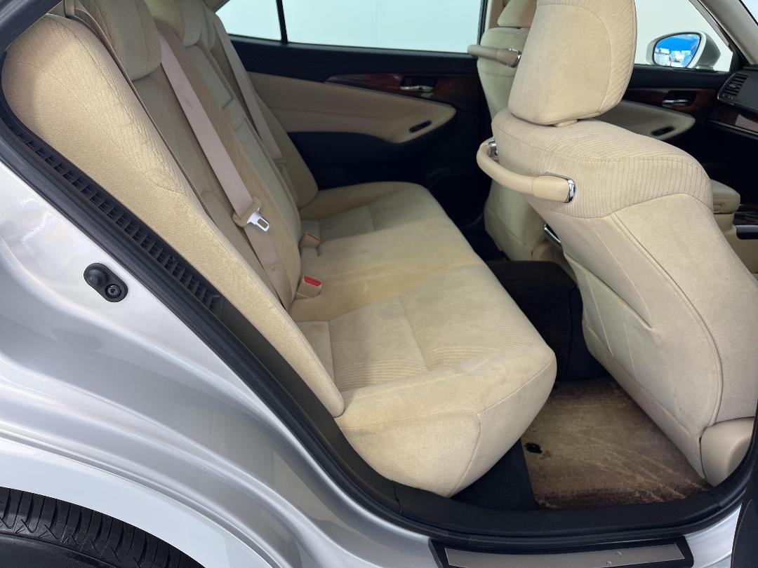 Photo '20' of Toyota Crown