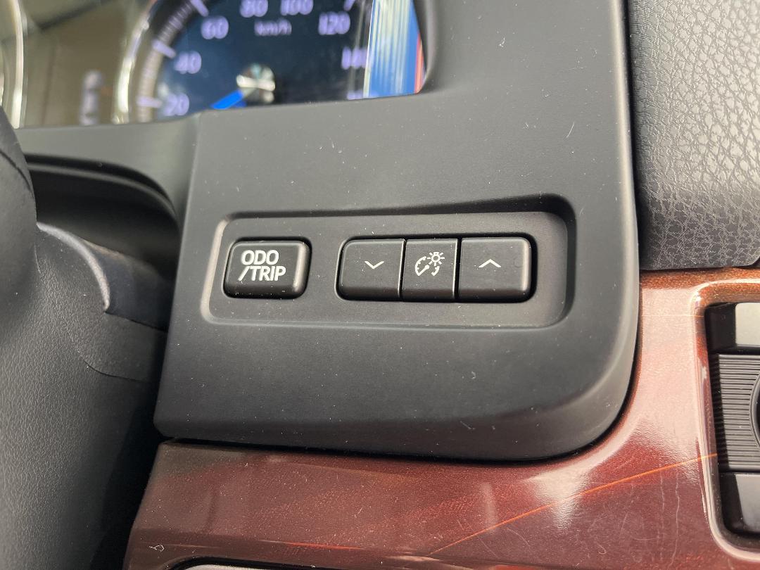 Photo '31' of Toyota Crown