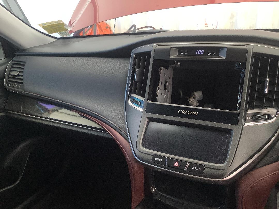 Photo '18' of Toyota Crown Photo '18' of Toyota Crown