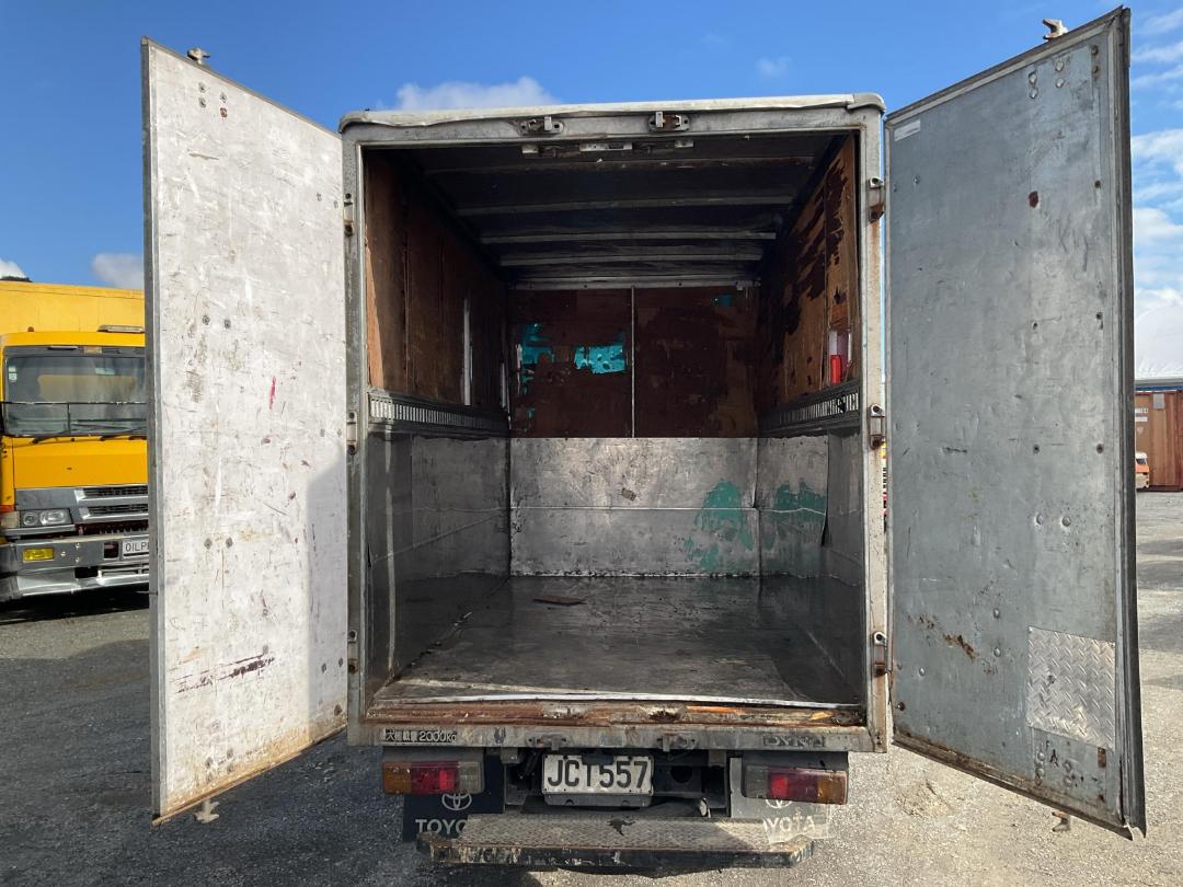 Photo '17' of Toyota Dyna Box Body