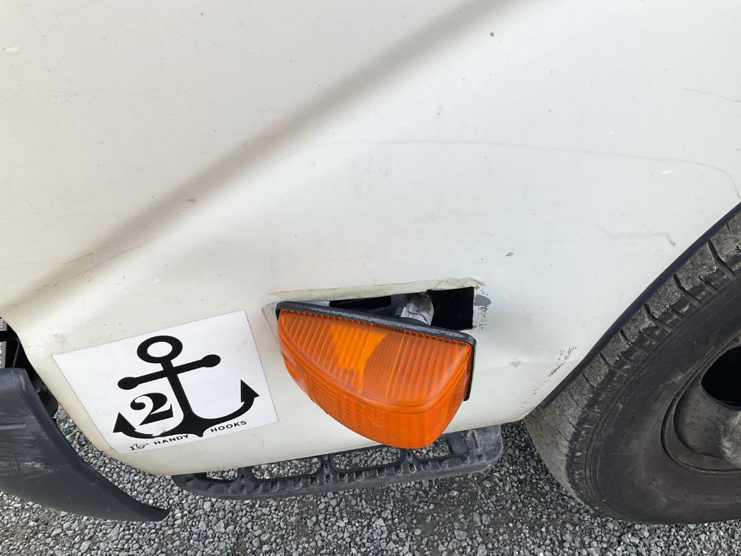 Photo '32' of Toyota Dyna Box Body