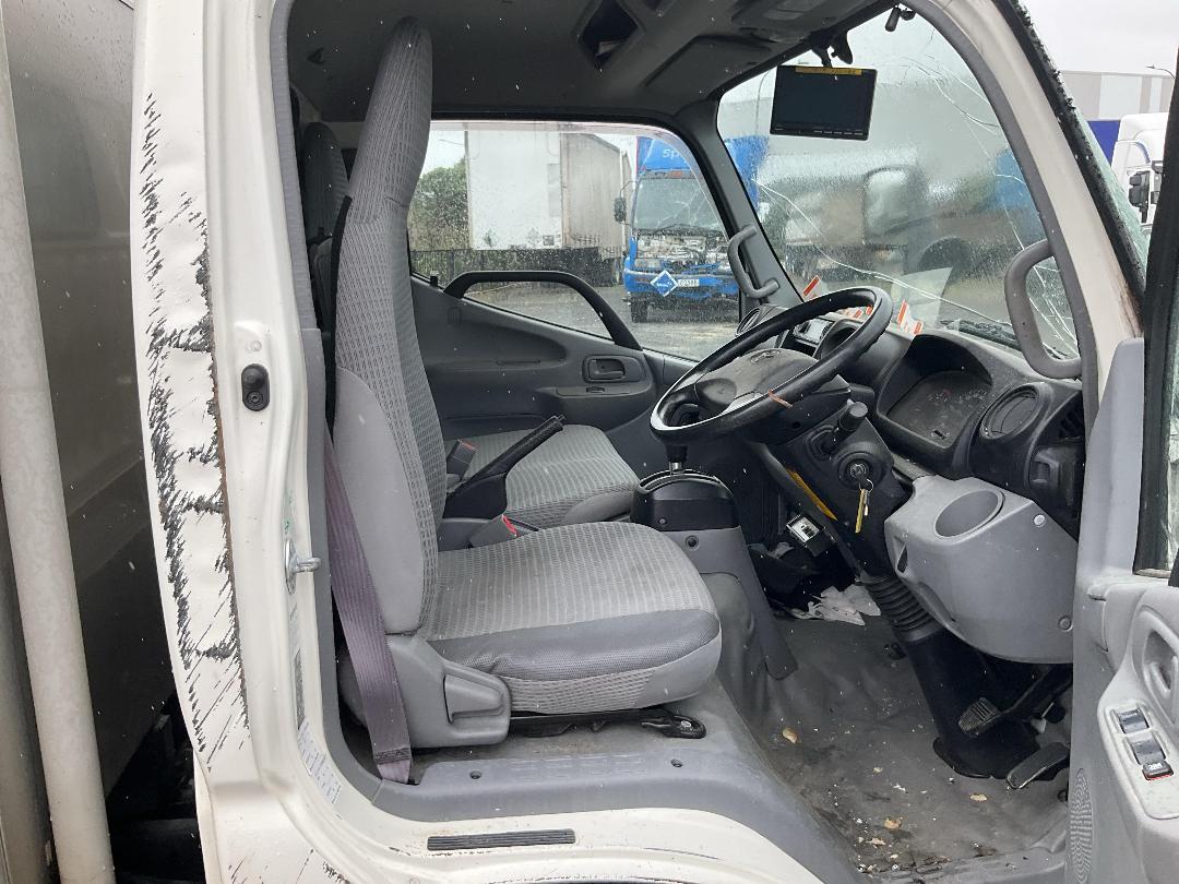 Photo '10' of Toyota Dyna BOX BODY Box Body