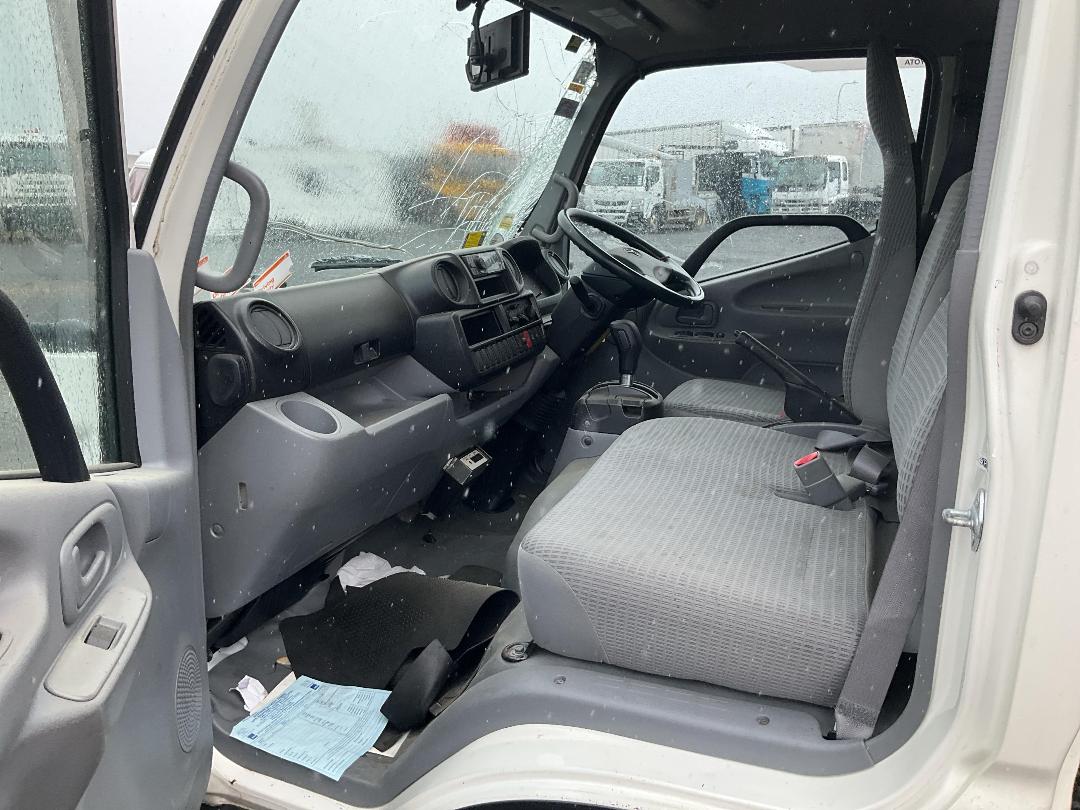 Photo '14' of Toyota Dyna BOX BODY Box Body