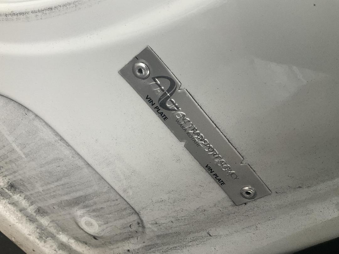 Photo '17' of Toyota Estima Hybrid