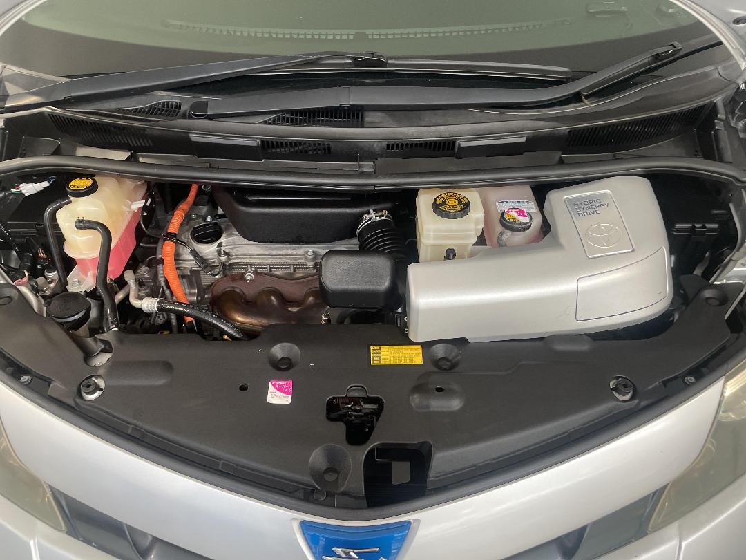 Photo '13' of Toyota Estima