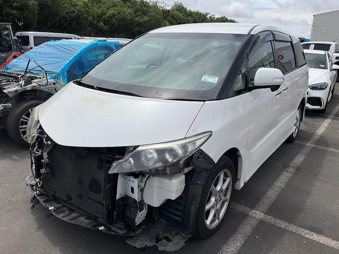 Photo '2' of Toyota Estima