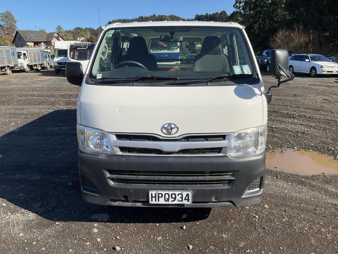 Photo '7' of Toyota Hiace Van Photo '7' of Toyota Hiace Van