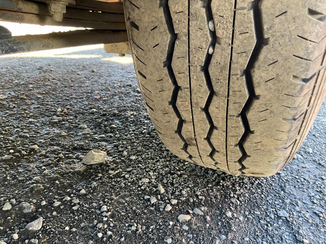 Photo '34' of Toyota Hiace Van Photo '34' of Toyota Hiace Van